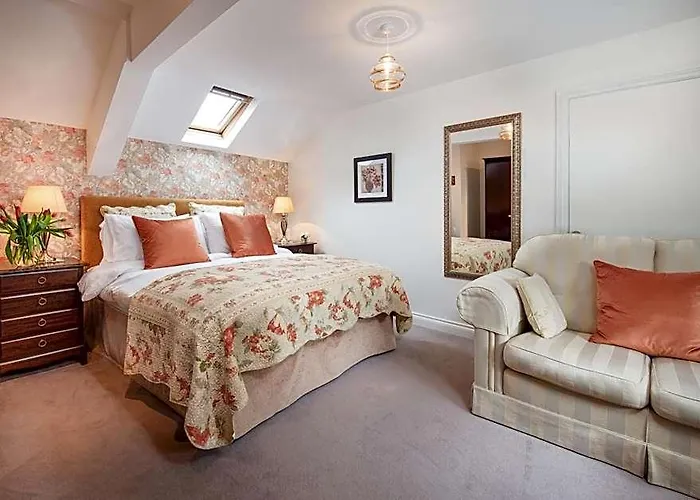 Coach House B & B